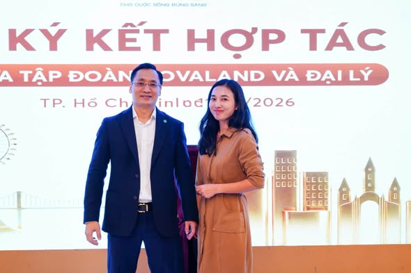 Ái Vân đại diện MH Property tại Lễ ký kết hợp tác Novaland 11/8/2026