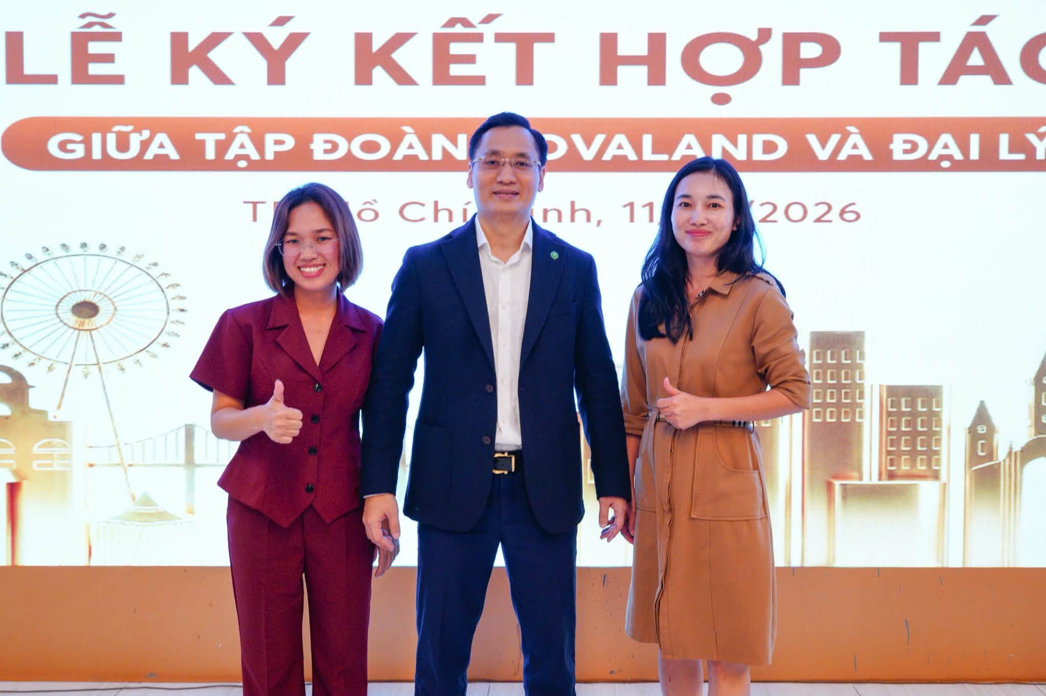 Ái Vân Dự Lễ Ký Kết Novaland – Gần 50 Đại Lý: NovaWorld Phan Thiết Bước Vào Giai Đoạn Kinh Doanh Mới