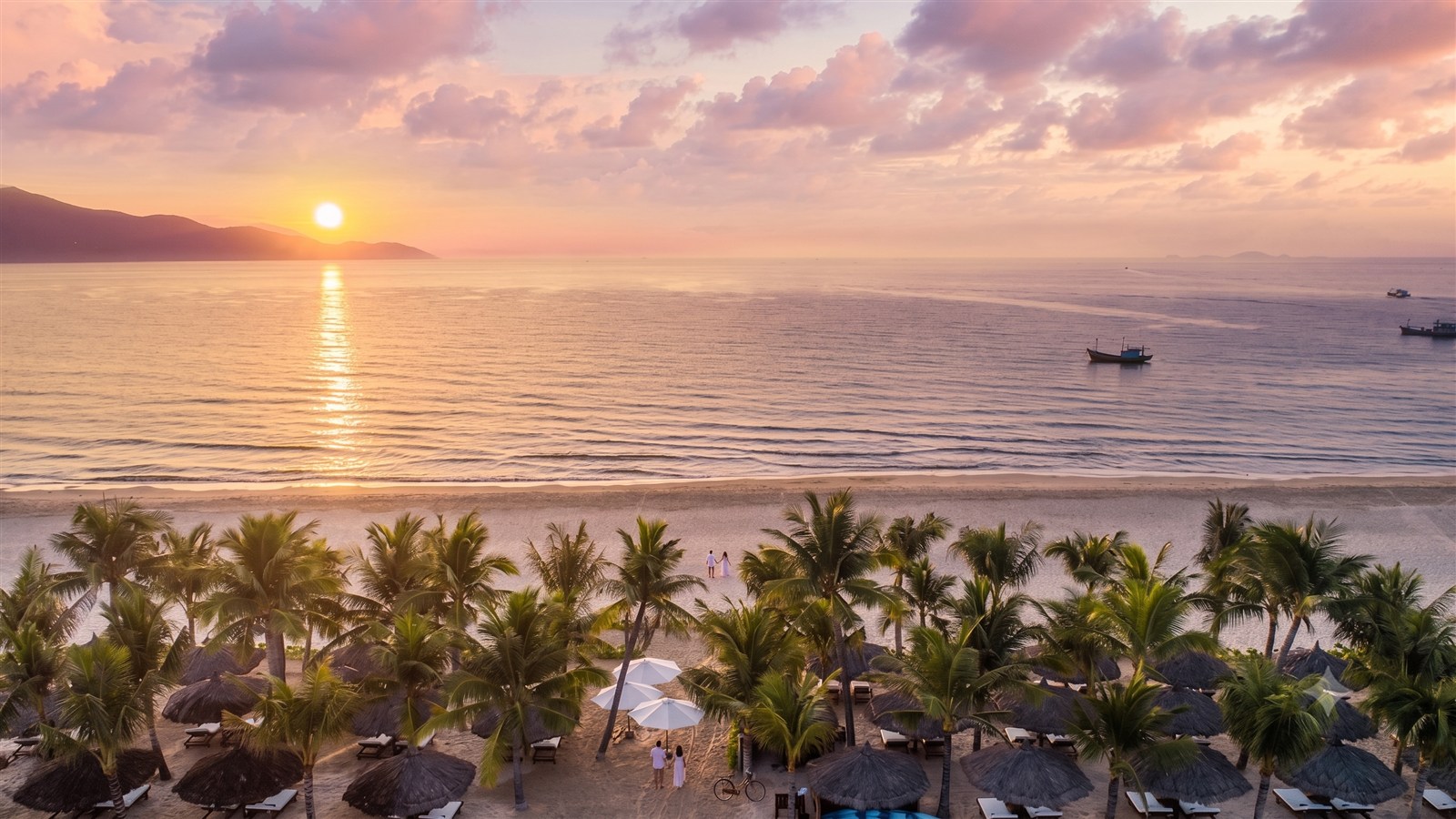 So Sánh Các Resort Bãi Biển Dọc Cung Đường Nguyễn Đình Chiểu Mũi Né