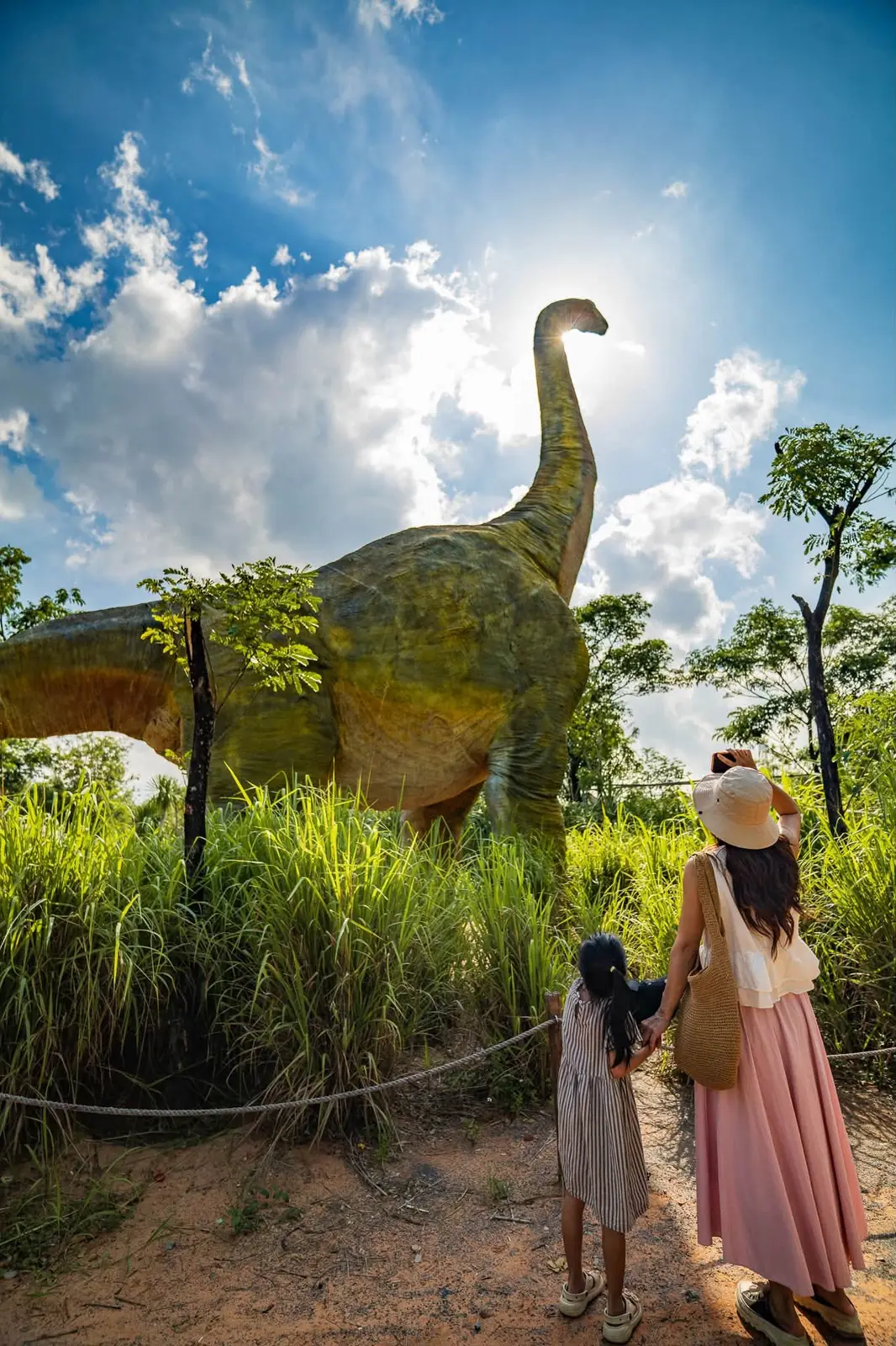 Dino Park — Công Viên Khủng Long Lớn Nhất Việt Nam