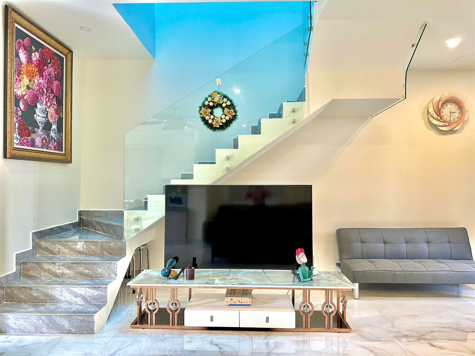 Villa Phong Lan — Song Lập 2PN Gần Hồ Bơi, Bồn Tắm Đôi — ảnh 5