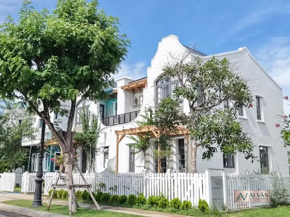 Chuyển Nhượng Biệt Thự Song Lập: Biệt thự song lập Full nội thất giá tốt nhất Florida 1 – 4.8 tỷ đồng